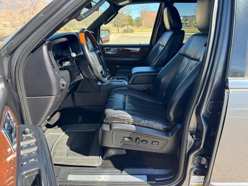 Lincoln Navigator 2WD 4dr 2015