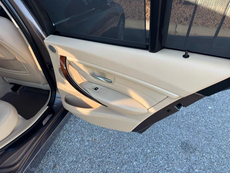 BMW 3 Series 4dr Sports Wgn 328i xDrive AWD 2014