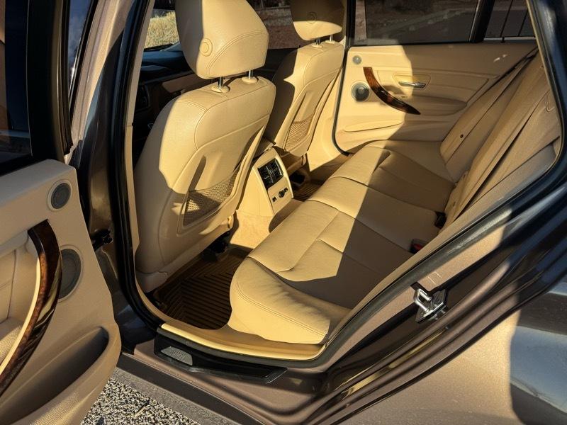 BMW 3 Series 4dr Sports Wgn 328i xDrive AWD 2014