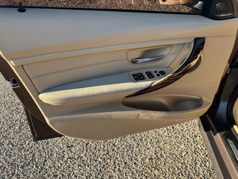 BMW 3 Series 4dr Sports Wgn 328i xDrive AWD 2014