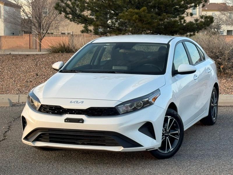 2024 Kia Forte LXS IVT
