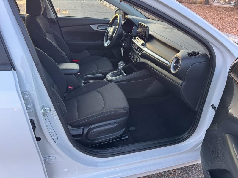 Kia Forte LXS IVT 2024