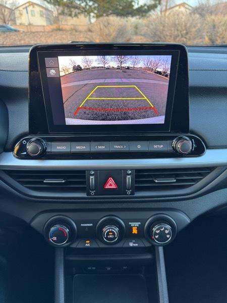 Kia Forte LXS IVT 2024