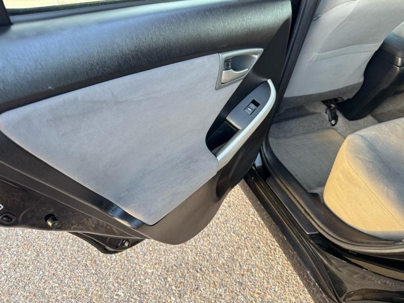 Toyota Prius 5dr HB Three (Natl) 2014