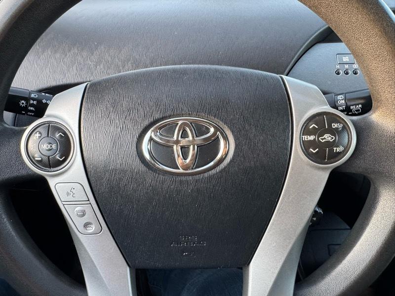 Toyota Prius 5dr HB Three (Natl) 2014