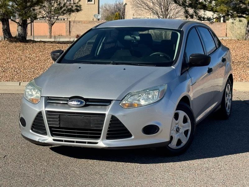 2014 Ford Focus 4dr Sdn S