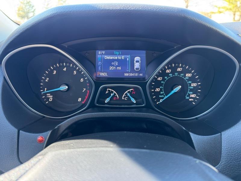 Ford Focus 4dr Sdn S 2014