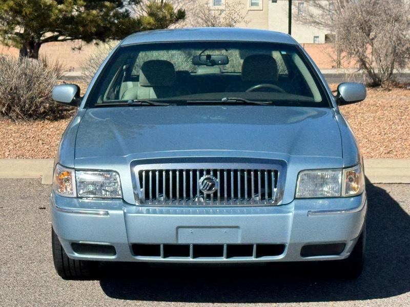 Mercury Grand Marquis 4dr Sdn LS 2009