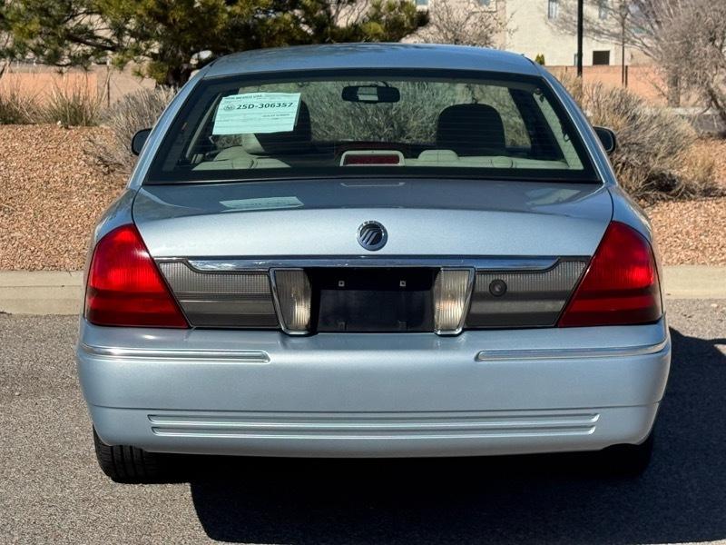 Mercury Grand Marquis 4dr Sdn LS 2009