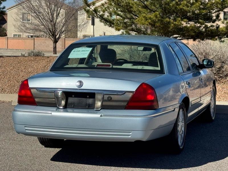 Mercury Grand Marquis 4dr Sdn LS 2009