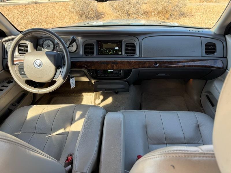 Mercury Grand Marquis 4dr Sdn LS 2009