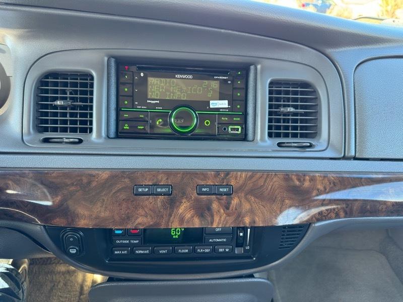 Mercury Grand Marquis 4dr Sdn LS 2009