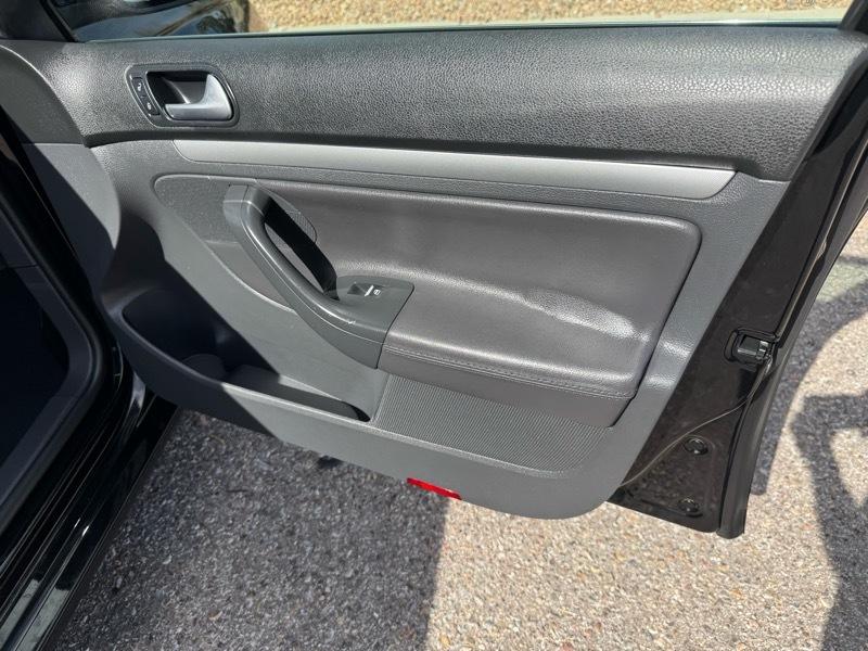 Volkswagen Jetta Sedan 4dr Auto SEL 2008