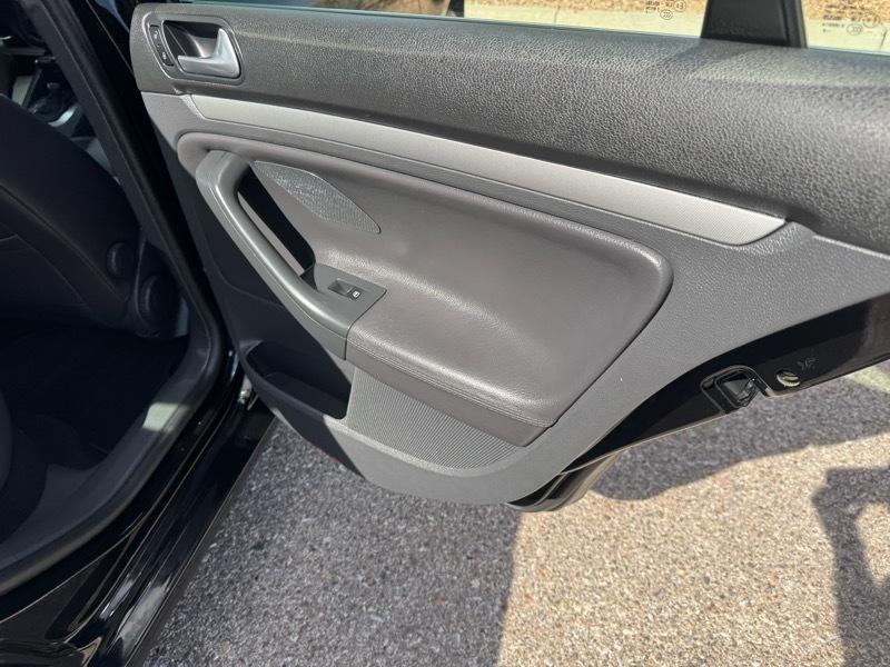 Volkswagen Jetta Sedan 4dr Auto SEL 2008