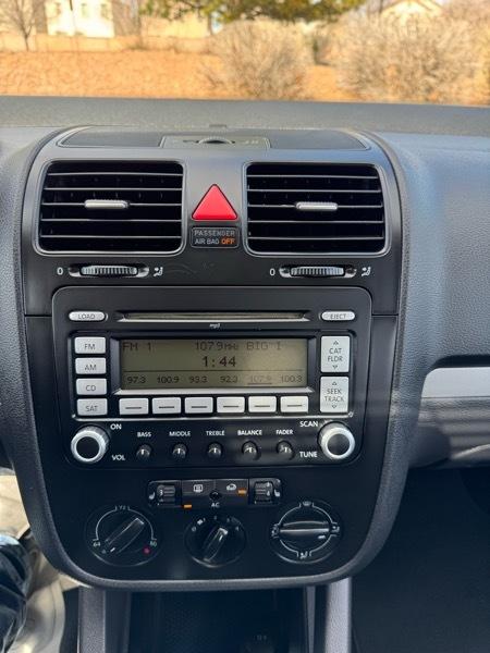 Volkswagen Jetta Sedan 4dr Auto SEL 2008