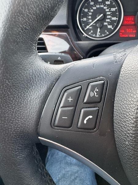 BMW 3 Series 4dr Sdn 328i xDrive AWD SULEV 2011