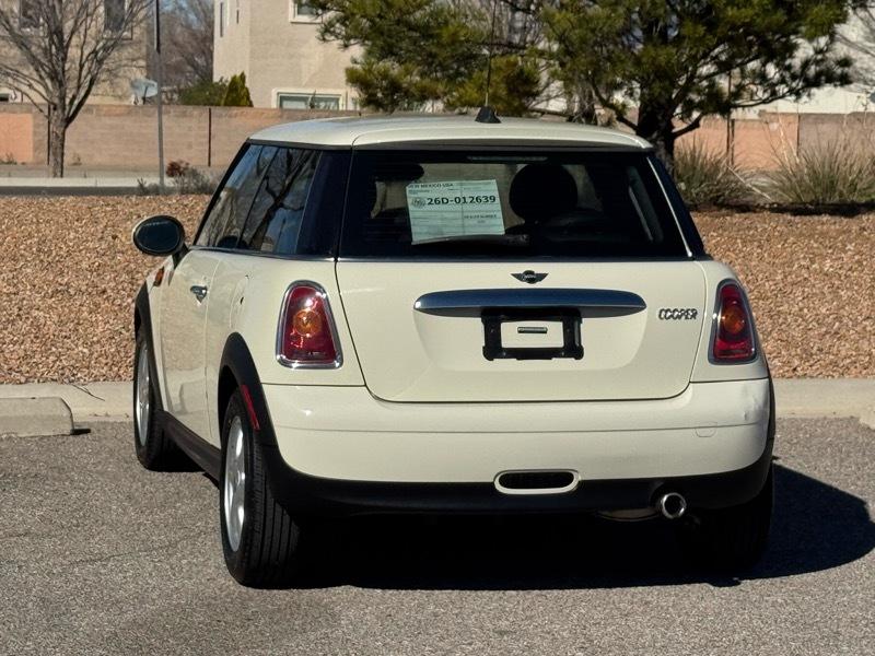 MINI Cooper Hardtop 2dr Cpe 2010