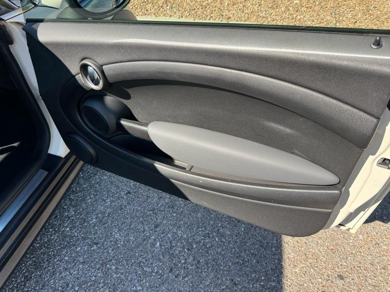 MINI Cooper Hardtop 2dr Cpe 2010