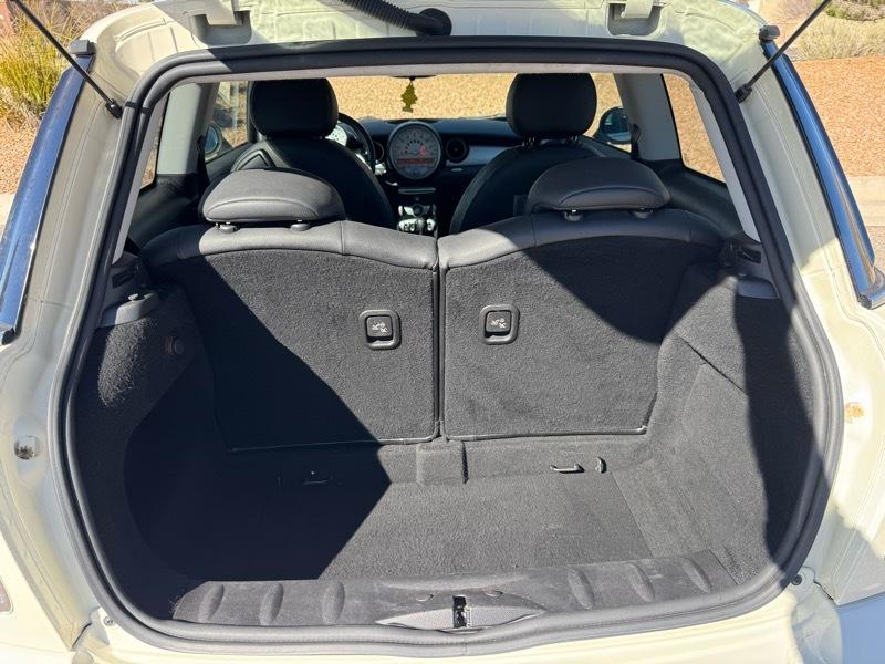 MINI Cooper Hardtop 2dr Cpe 2010