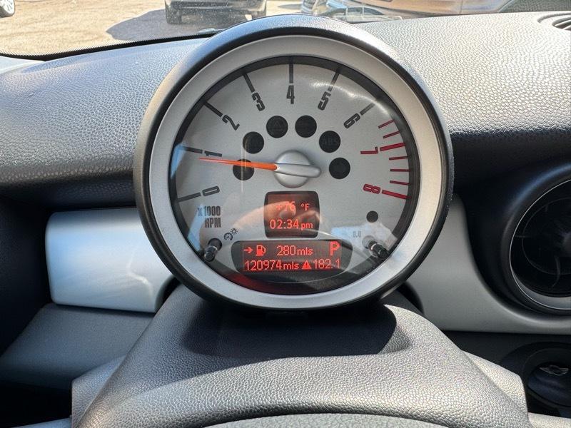 MINI Cooper Hardtop 2dr Cpe 2010