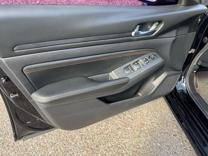 Nissan Altima 2.5 SR AWD Sedan 2019