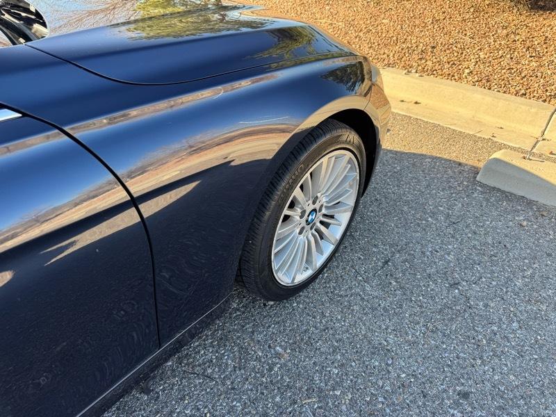 BMW 3 Series 4dr Sdn 328i RWD 2012