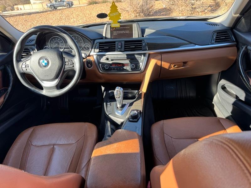 BMW 3 Series 4dr Sdn 328i RWD 2012