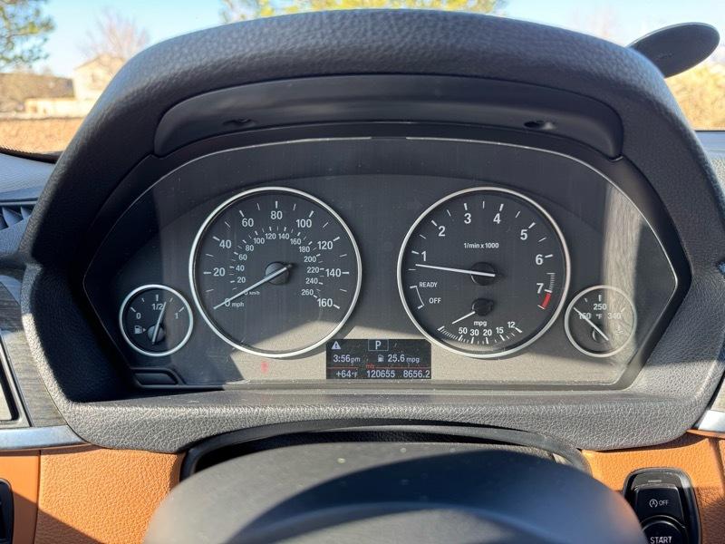 BMW 3 Series 4dr Sdn 328i RWD 2012