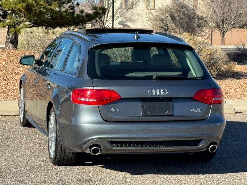 Audi A4 4dr Avant Wgn Auto quattro 2.0T Premium Plus 2012