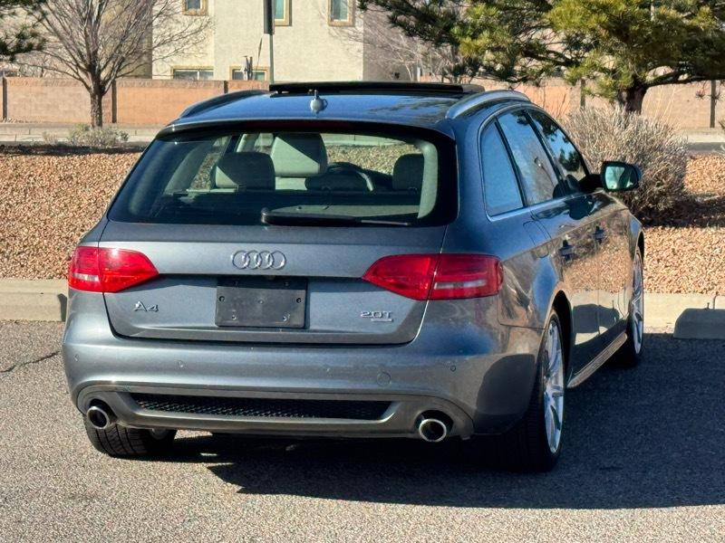 Audi A4 4dr Avant Wgn Auto quattro 2.0T Premium Plus 2012