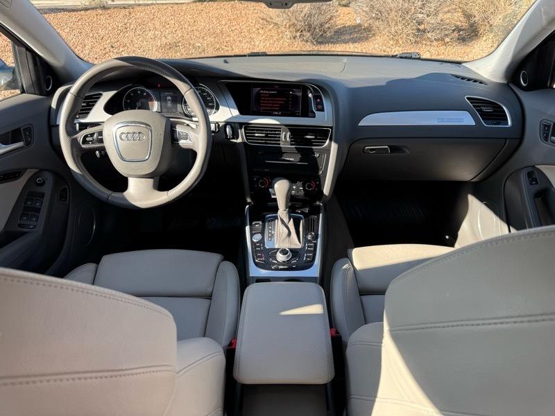 Audi A4 4dr Avant Wgn Auto quattro 2.0T Premium Plus 2012