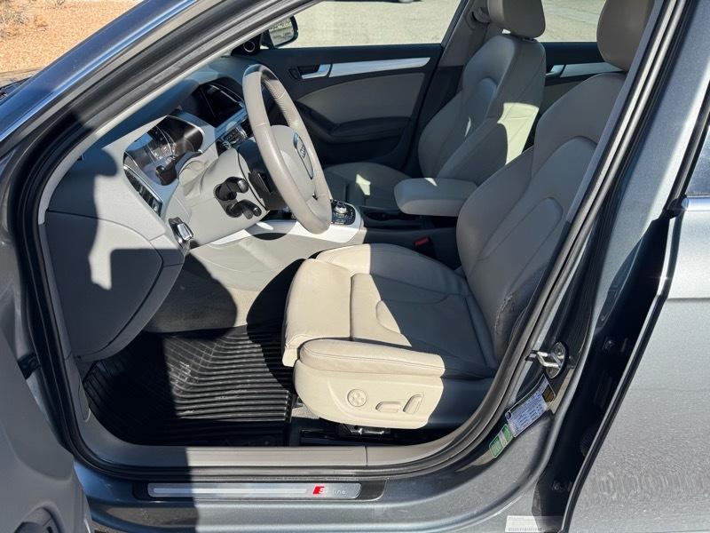 Audi A4 4dr Avant Wgn Auto quattro 2.0T Premium Plus 2012