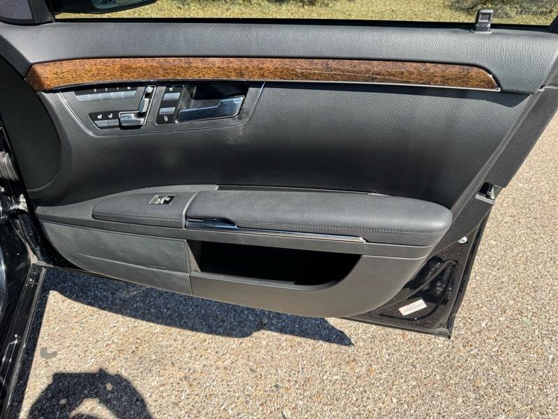 Mercedes-Benz S-Class 4dr Sdn S 350 BlueTEC 4MATIC 2012