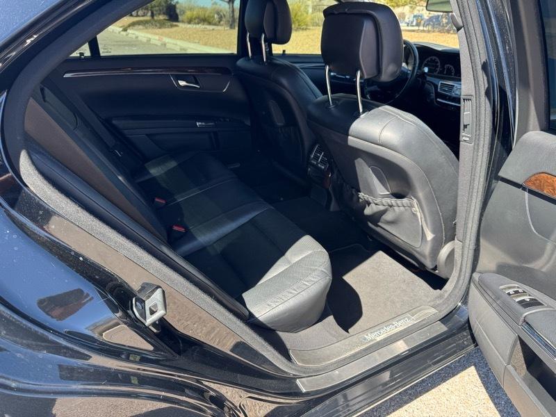 Mercedes-Benz S-Class 4dr Sdn S 350 BlueTEC 4MATIC 2012