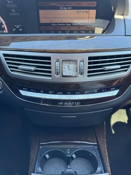 Mercedes-Benz S-Class 4dr Sdn S 350 BlueTEC 4MATIC 2012