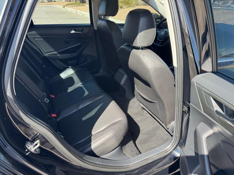 Volkswagen Jetta R-Line Auto w/SULEV 2020