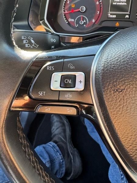 Volkswagen Jetta R-Line Auto w/SULEV 2020