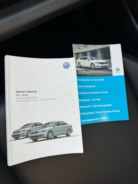 Volkswagen Jetta R-Line Auto w/SULEV 2020