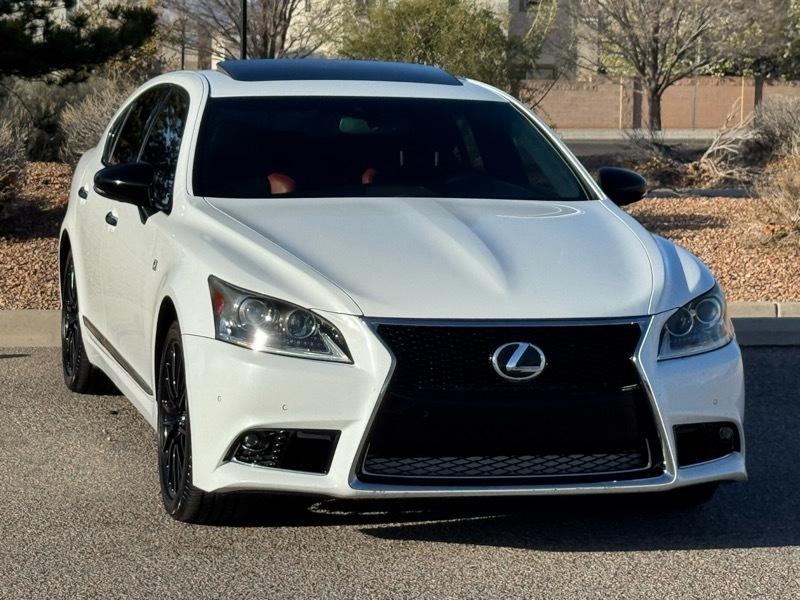 Lexus LS 460 4dr Sdn Crafted Line RWD 2015