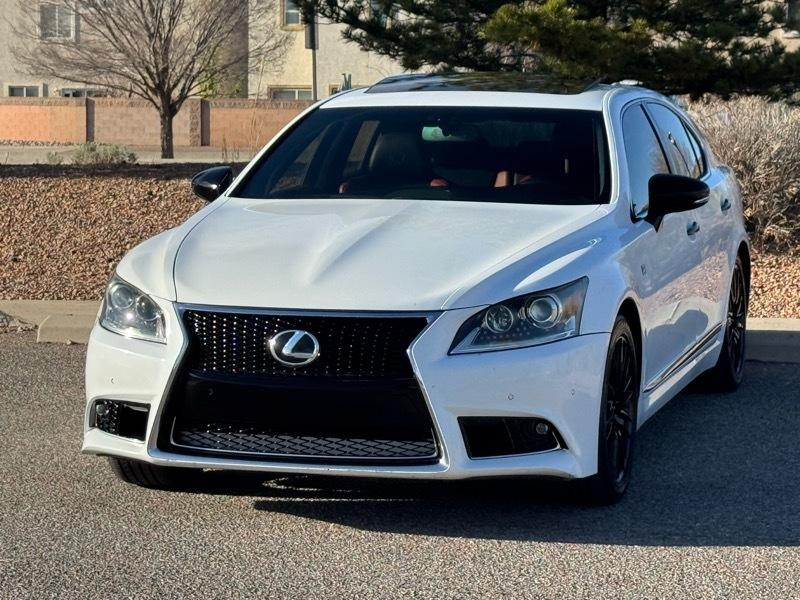 Lexus LS 460 4dr Sdn Crafted Line RWD 2015