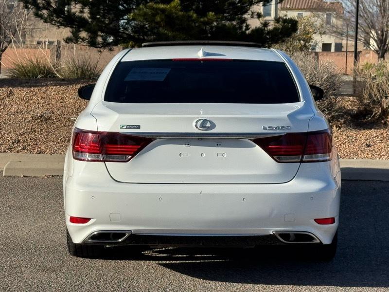 Lexus LS 460 4dr Sdn Crafted Line RWD 2015