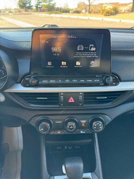 Kia Forte LXS IVT 2020