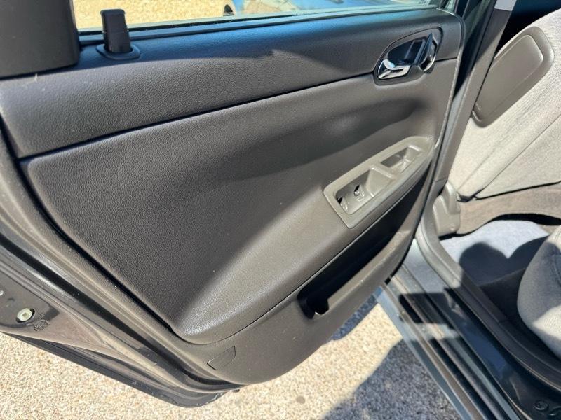 Chevrolet Impala 4dr Sdn LT Fleet 2013