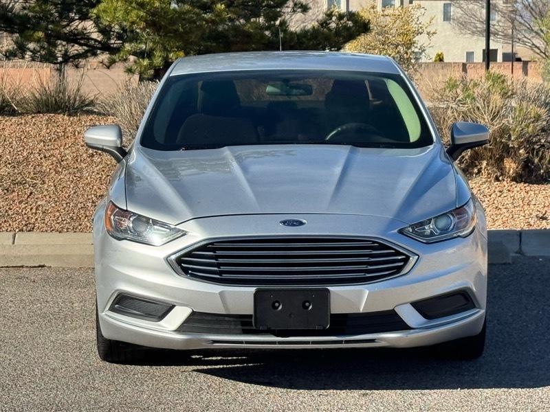 Ford Fusion Hybrid SE FWD 2017