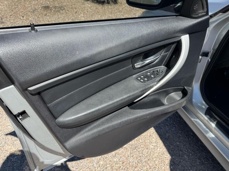 BMW 3 Series 4dr Sdn 328i RWD South Africa 2013