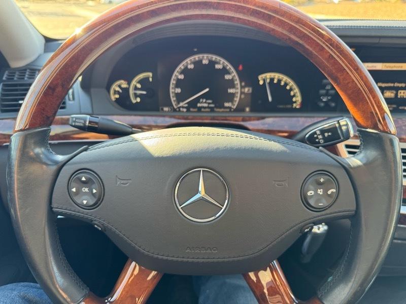 Mercedes-Benz S-Class 4dr Sdn 5.5L V8 RWD 2008