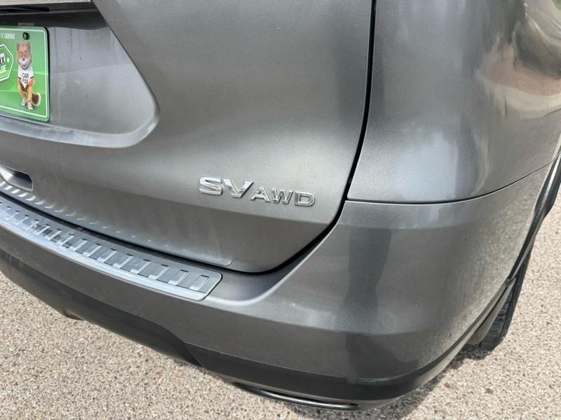 Nissan Rogue AWD 4dr SV 2016