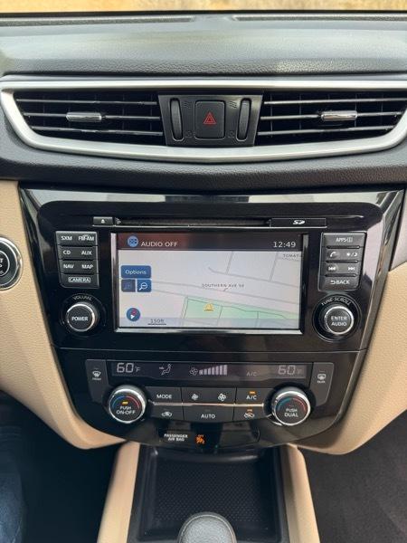 Nissan Rogue AWD 4dr SV 2016