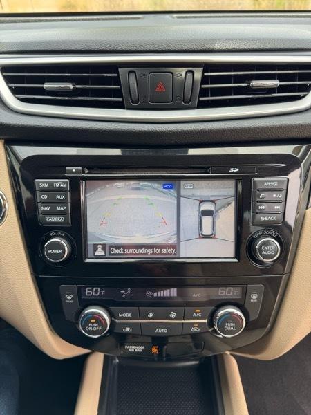 Nissan Rogue AWD 4dr SV 2016