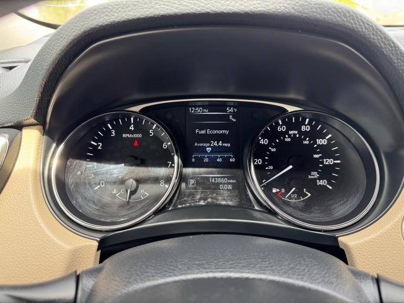 Nissan Rogue AWD 4dr SV 2016